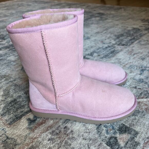 Women's Pink UGG Boots Classic Short Suede Very RARE Color - Picture 10 of 16
